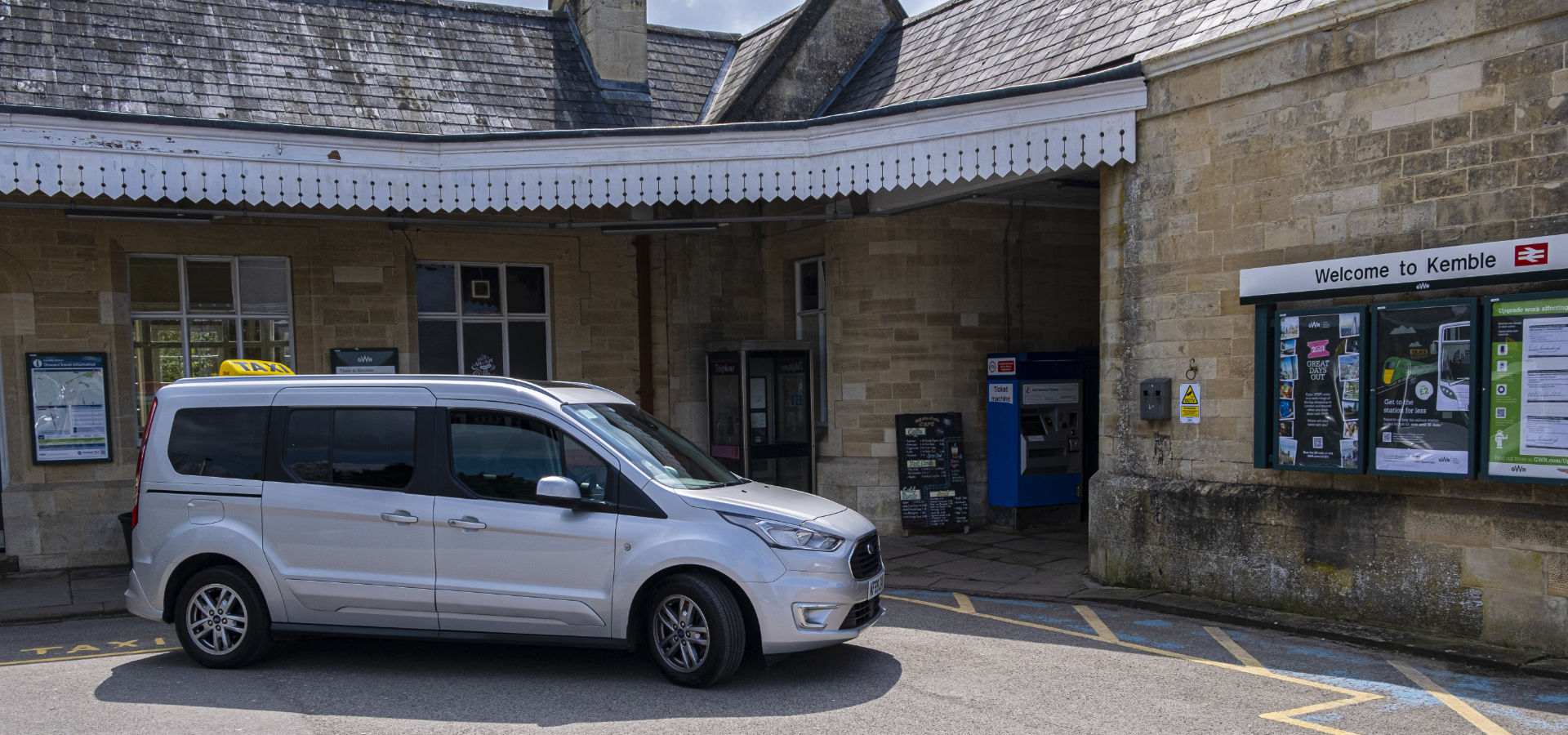 Kemble Station taxi service